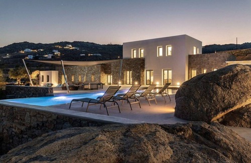Plintri Casa | Villa Carmen Sea View Infinity Pool 10BR