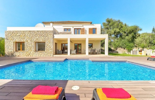 Crestatx Villa | Villa Casa de Pedra by Villa Plus