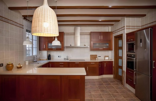 Navarres Villa | Villa 'Casa Del Nene' con vistas a la montaña, Wi-Fi y aire acondicionado