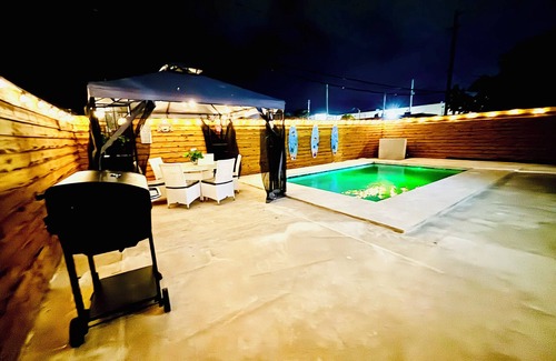 Tierras Nuevas Poniente Villa | Villa Casa di Mare in Isabela Puerto Rico, Private Pool & Beach 3 minutes Drive