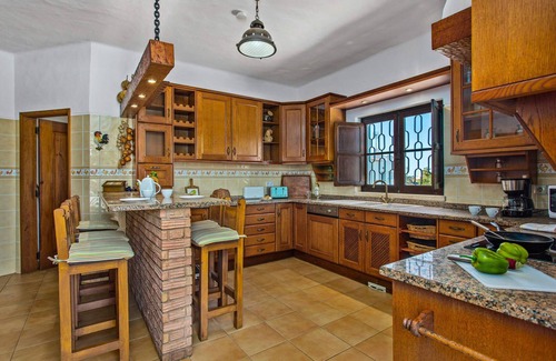 Patroves Villa | Villa Casa do Laguinho by Villa Plus