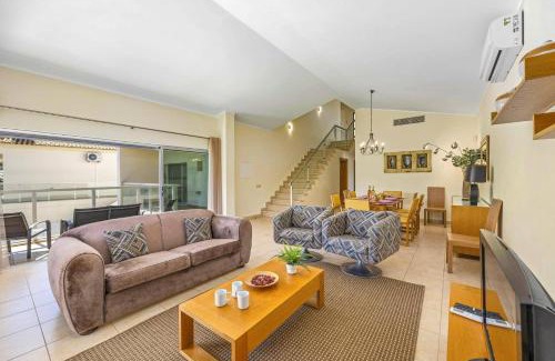 Cerro de Aguia Villa | Villa Casa Joao by Villa Plus