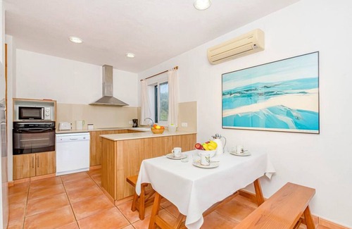 Sant Lluis Villa | Encantadora villa, 3 dormitorios 2 baños. AC y Wifi gratis