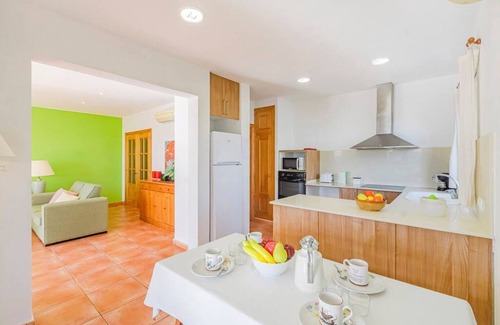 Sant Lluis Villa | Encantadora villa, 3 dormitorios 2 baños. AC y Wifi gratis