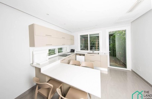 Les Berges Du Lac II Villa | Villa Cassel Villa Avec Piscine et vue sur le lac