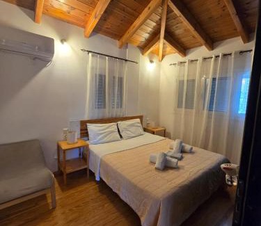 Himare Villa | Villa Castel