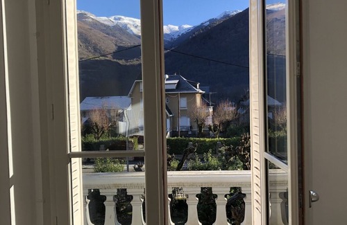 Bagneres-de-Luchon Villa | villa Castelmt location luchon pyrennees