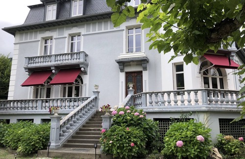 Bagneres-de-Luchon Villa | villa Castelmt location luchon pyrennees