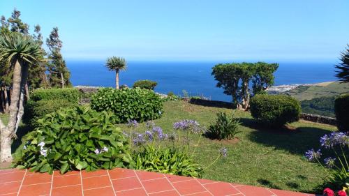 Santa Cruz das Flores Casa | Villa Cedros