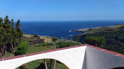 Santa Cruz das Flores Casa | Villa Cedros