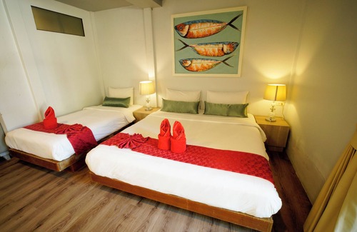 Khlong Khut Hotel | Villa Cha Cha Chaolao Beach Resort