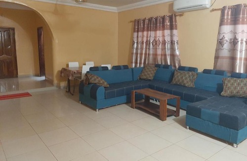 Bamako Casa | Villa Chambre A climatisée douche Cuisine salon