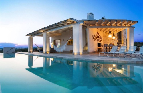 Avetrana Villa | Extralusso 246 Villa con piscina en Manduria
