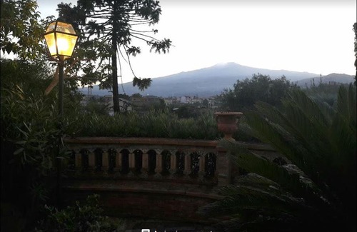 Chianchitta-Trappitello Cama Y Desayuno | Villa Chiarenza Maison d'Hotes