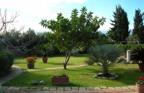 Chianchitta-Trappitello Cama Y Desayuno | Villa Chiarenza Maison d'Hotes