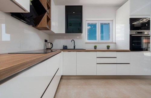 Donje Rastane Villa | Villa Chivas ZadarVillas