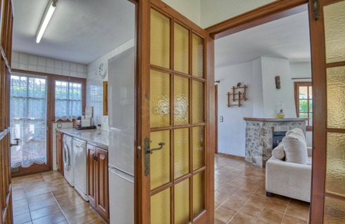 Calonge Chalet De Esquí | Villa Christine - Tu refugio familiar en la Costa Brava