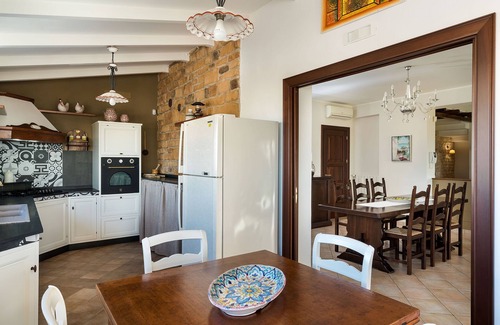 Paceco Villa | Villa Cielo