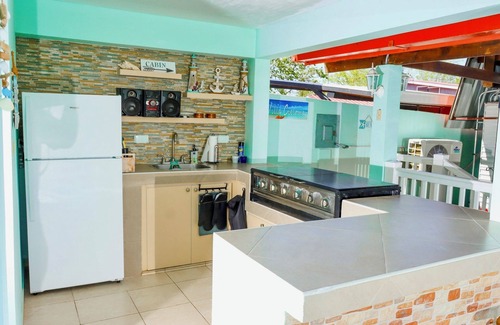 Montalva Chalet De Esquí | Villa Cielomar, Beautiful Chalet Beach House
