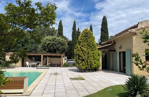 Saint-Siffret Casa | Villa Clôturée Avec Piscine sur un Terrain de 20 Ares Proche D'uzès Historique