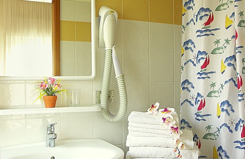 Torbole sul Garda Hotel | Villa Clara