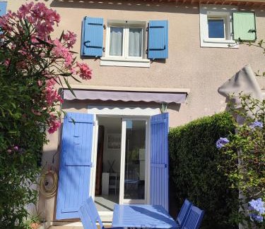 La Seyne-sur-Mer Casa | Villa Club T2 à Mar Vivo, plages à pieds, piscine