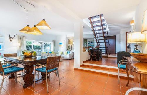 Praia das Macas Casa | Villa Colares Retreat, Pool, Beach, Sintra