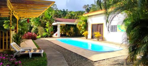 Nuevo Arenal Casa | Villa Colibri at LakeGardens