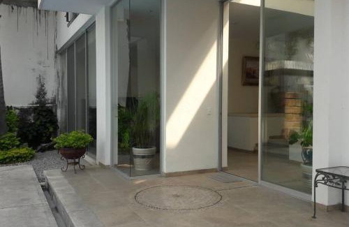 Tres de Mayo Casa | Villa Colibri Casa Vacacional alberca asador jardín 15 huéspedes