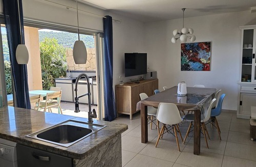Tarcu Villa | VILLA COLOMBA - FRENTE AL MAR- 4 ****