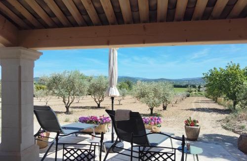 Joucas Casa | Villa Comme un Dimanche, piscine privée, chauffée, & vue