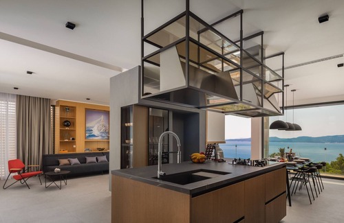 Marusici Villa | Villa Complex Wind Rose nearby Split – Crovillas GmbH