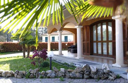 Pontecurone Apartamento | Villa con giardino