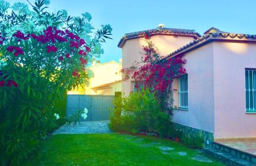 Molinell Casa | Villa con jardín en Oliva Nova Golf a 100m de la playa