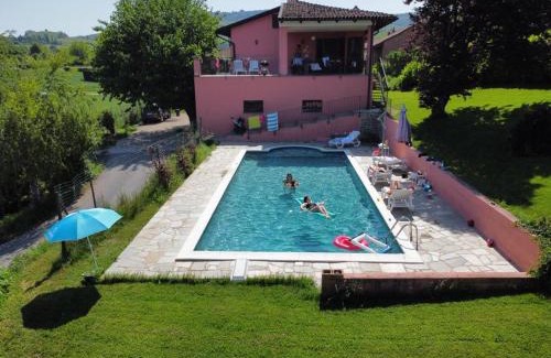 La Morra Casa | Villa con piscina e intera struttura a uso esclusivo casa del moré