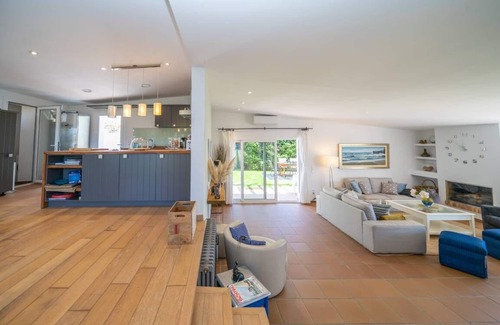 Tossa de Mar Villa | Playa privada, suite con chill out con vistas al mar. Piscina agua salina