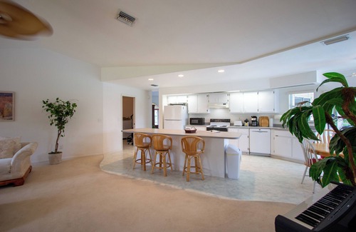 Harris Villa | Villa Conny, Large Pool Home in Quiet Neighborhood.