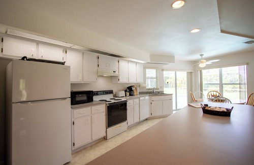 Harris Villa | Villa Conny, Large Pool Home in Quiet Neighborhood.