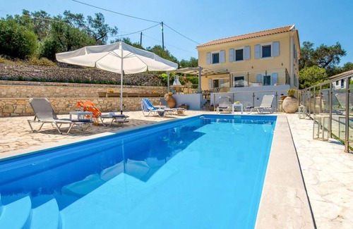 Rantatika Villa | Villa Constadina: Large Private Pool, A/C, WiFi