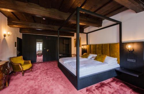 Cesky Krumlov Hotel | Villa Conti