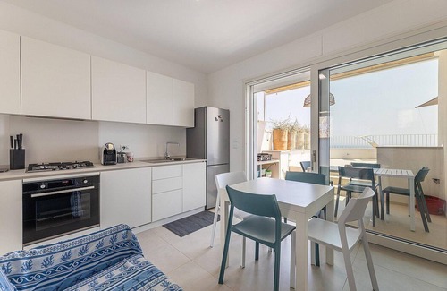 Marina di Marittima Casa | Villa Core: A bright and sunny independent house which faces the sun and the sea, with Free WI-FI.