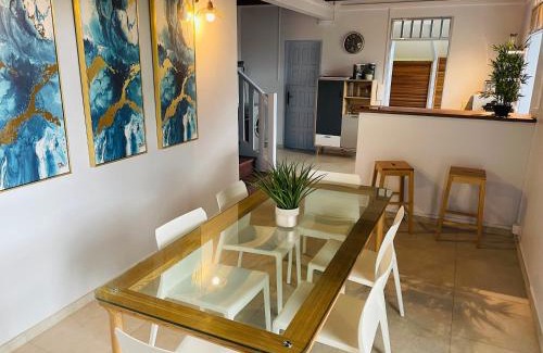 Cayenne Casa | VILLA CORNELIE