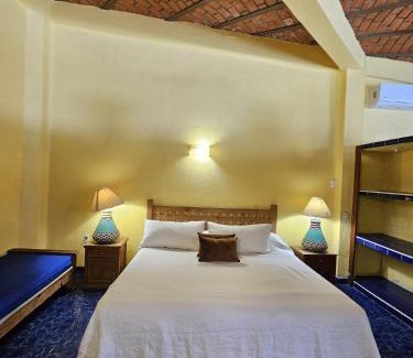 Rincón de Guayabitos Hotel | Villa Corona del Mar
