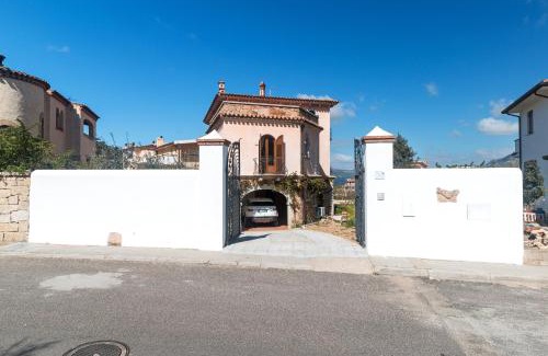 Oliena Villa | Villa Corrasi Oliena Luxury