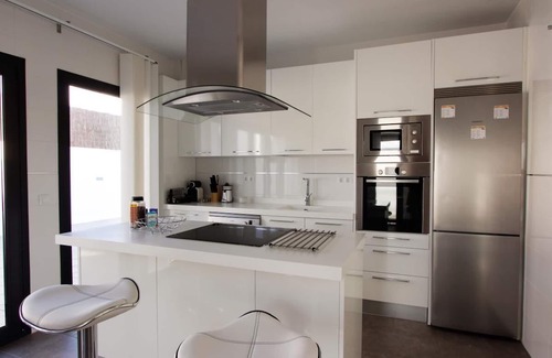 Conil de la Frontera Villa | Villa Costa Conil - Chalet moderno con piscina privada, cerca del centro y de la playa