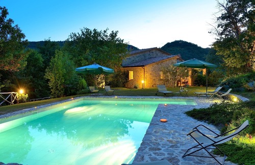 Umbertide Villa | Villa Costa pequeña con piscina privada.