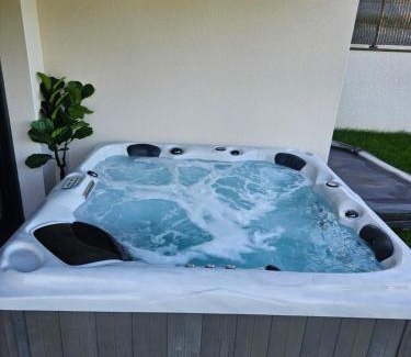 La Motte-Servolex Casa | Villa cosy jacuzzi 6 couchages