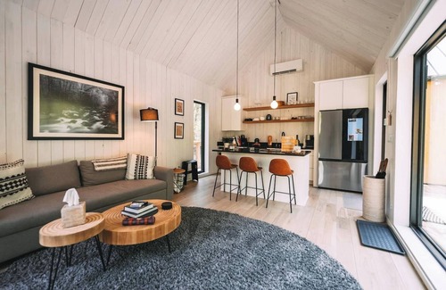 Logan Villa | Villa Creek at Hugga In the Hills -Sleeps 5