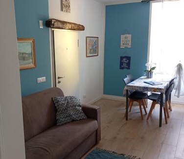 Arco Apartamento | villa Cretaccio Arco,bilocale in casa di campagna a 5 Min dal lago con deposito bici e attrezzatura
