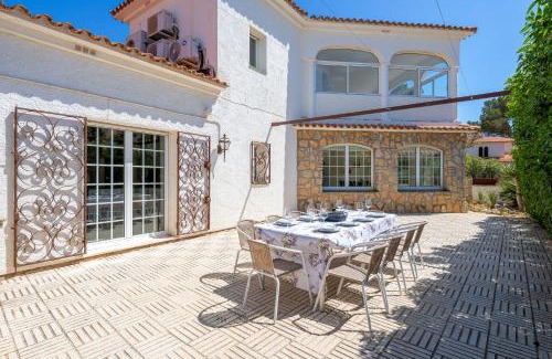 Miami Platja Casa | Villa Cristal